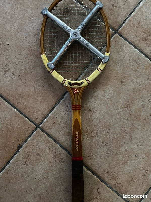 Raquette de tennis Dunlop Maxply Fort vintage en bois léger