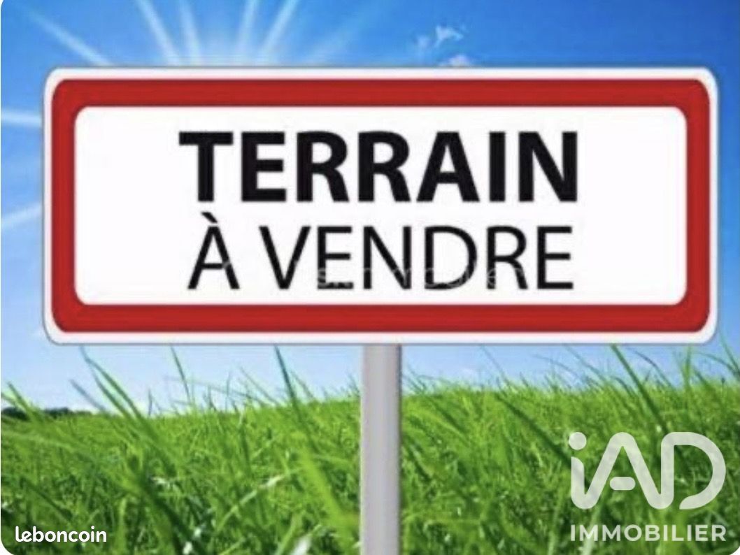 Terrain 1972 m² · à Coësmes · 1 972 m² · 44 500 €