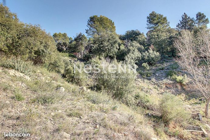 Terrain 657 m² Taradeau