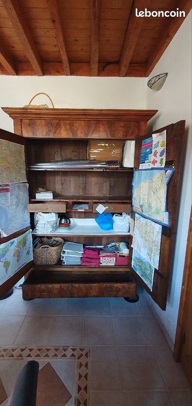 Armoire Lyonnaise en Noyer (image 3)