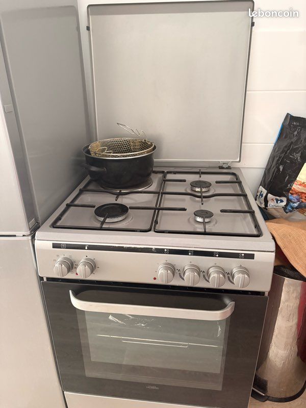 Charnière De Porte Four Gauche Ou Droite VALBERG – Pièce D’Origine Pour Cuisinière Compatible CV56MCAA, VCV56VT