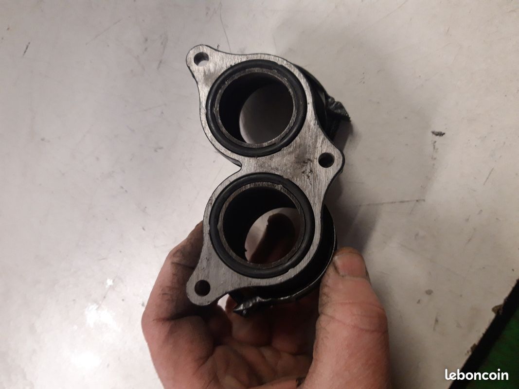 Pipe d admission Honda 600 xlm (image 2)