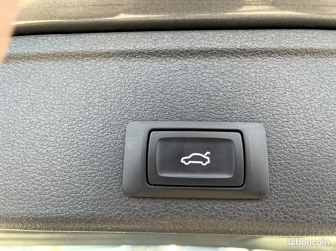 Audi A4 AVANT 2.0 TDI 150CH BUSINESS LINE S TRONIC 7 (image 6)
