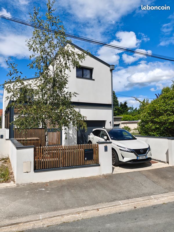 Maison 5 pièces 130 m² · à Pessac · 130 m² · 649 000 €