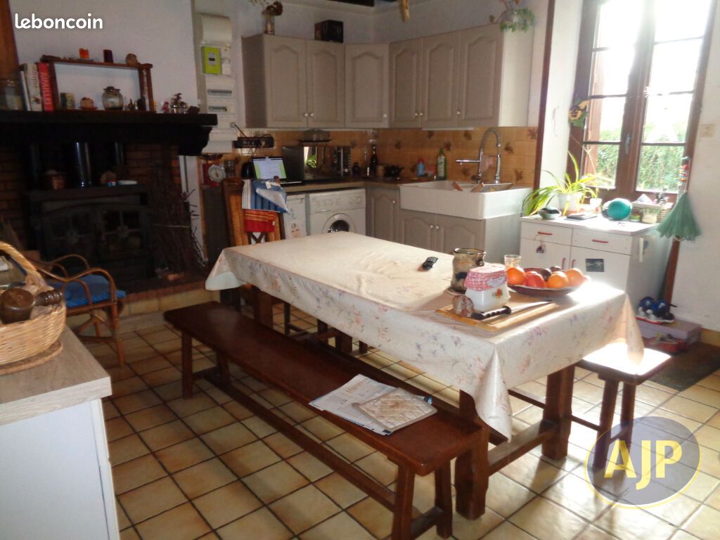 Maison 5 pièces 110 m² · à Joué-sur-Erdre · 110 m² · 790 €/mois