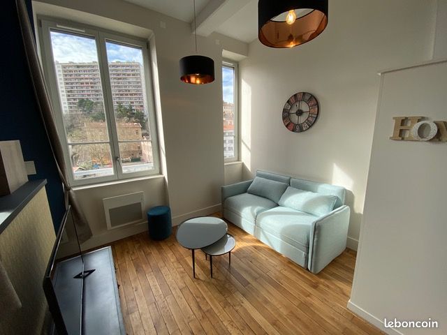 Appartement 3 pièces 43 m² · à Caluire-Et-Cuire · 43,5 m² · 1 100 €/mois