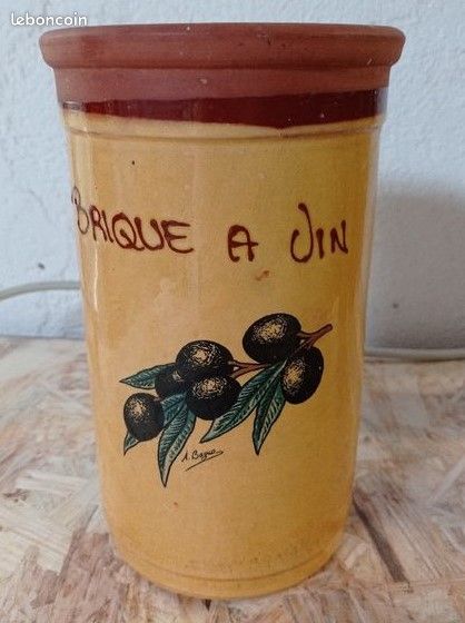 Brique à vin en terre cuite (image 1)