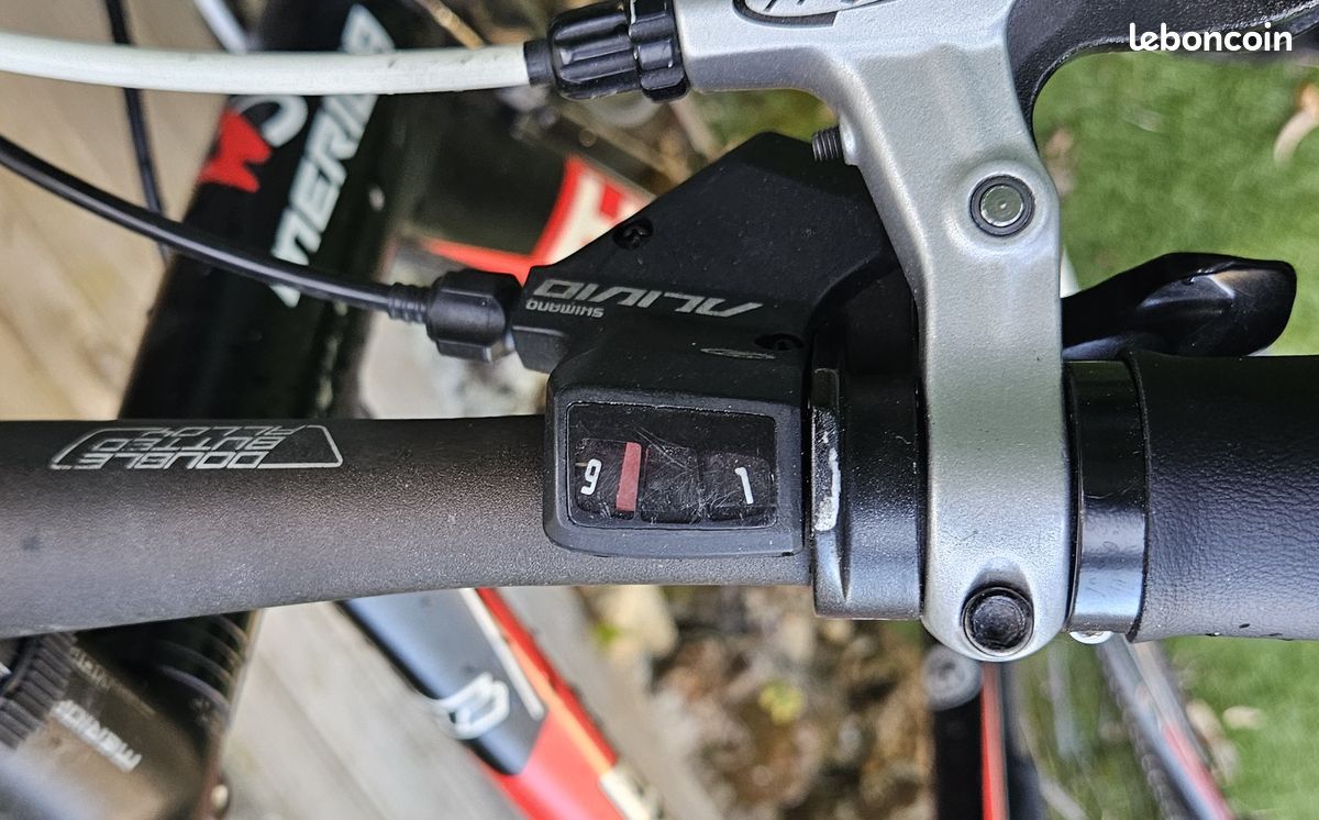 Vélo Merida Speeder T2 – Cadre alu , Shimano, pneus Schwalbe Marathon (image 12)