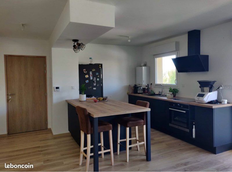 Appartement 3 pièces 71 m² · à Verny · 71 m² · 950 €