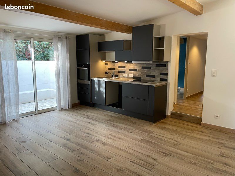 Appartement 3 pièces 49 m² · à Bormes-les-Mimosas · 49 m² · 1 050 €/mois