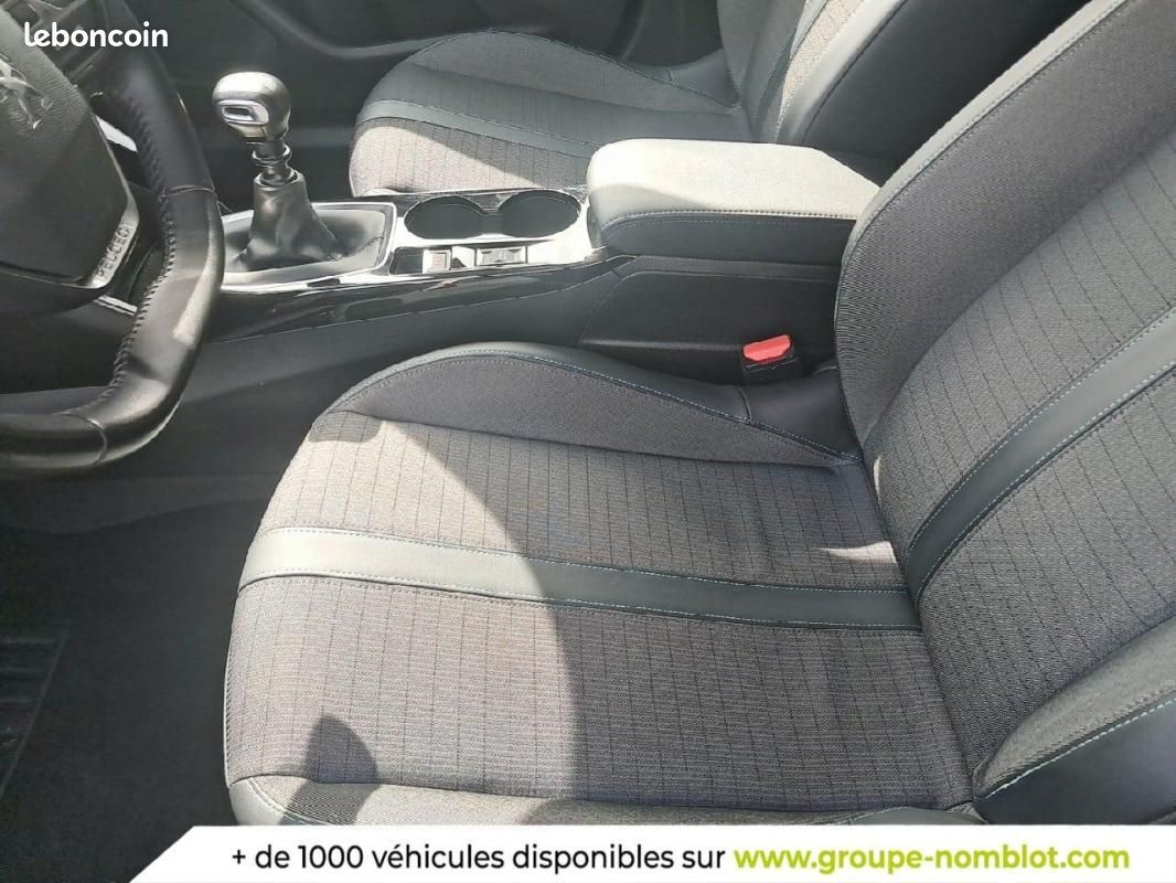 Peugeot 2008 BlueHDi 110 S&S BVM6 Allure Pack (image 11)