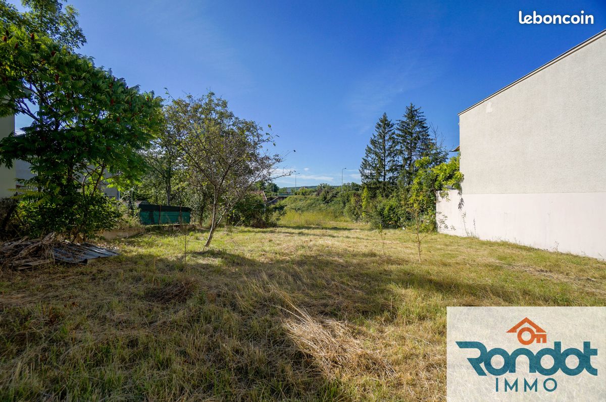 Terrain 940 m² · à Marcilly-sur-Tille · 940 m² · 55 000 €