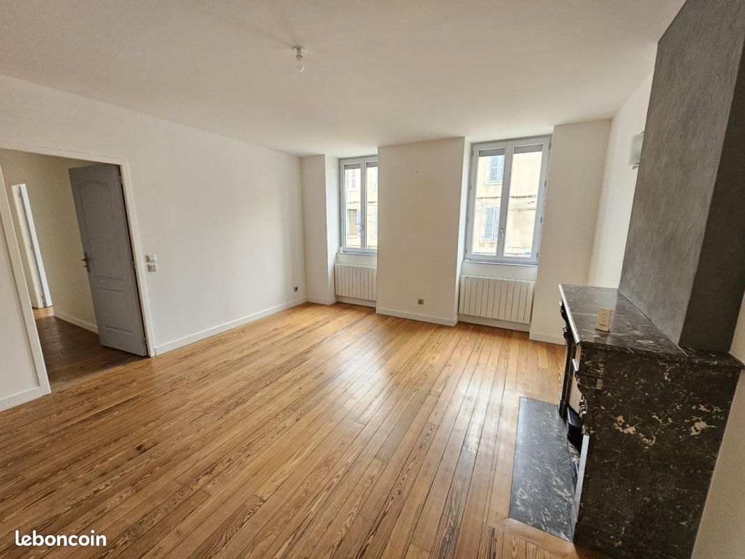 Appartement 3 pièces 69 m² · à Pont-de-Vaux · 69 m² · 650 €/mois