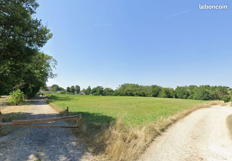 Terrain 425 m² · à Rochetoirin · 89 000 €