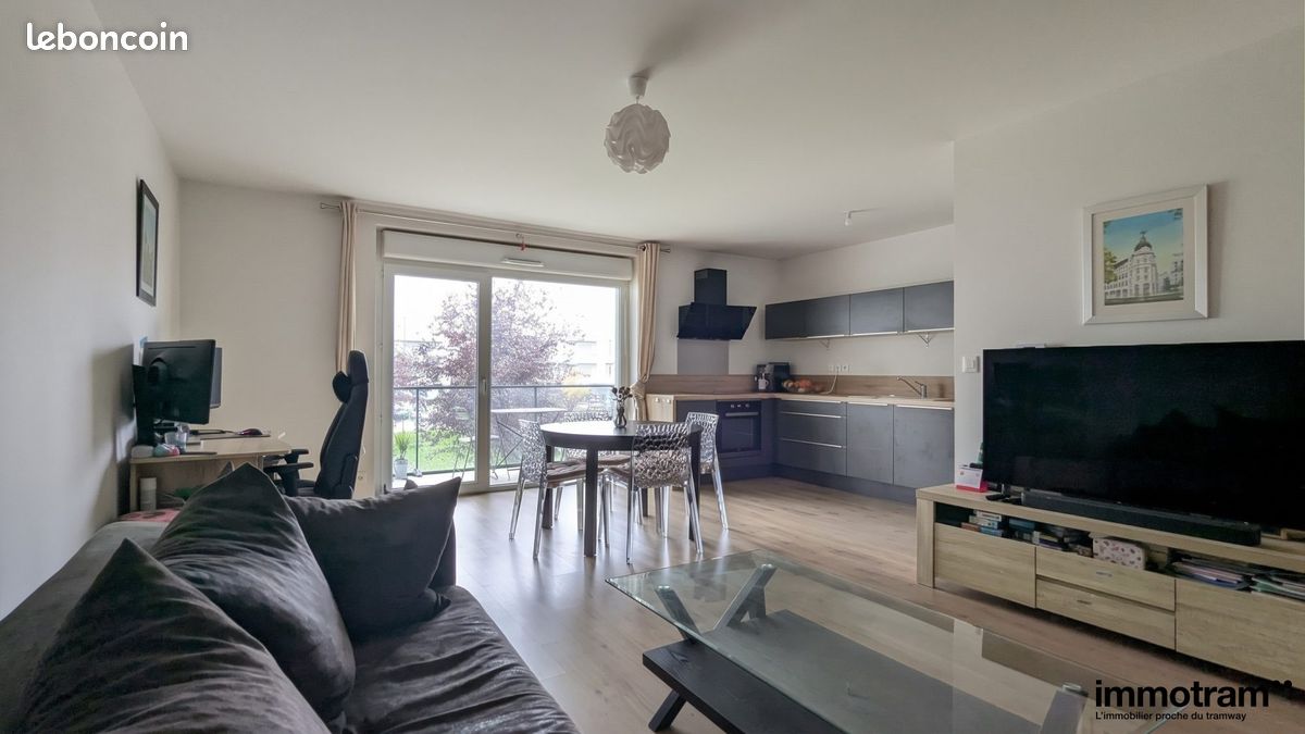 Appartement 3 pièces 68 m² · à La Madeleine · 68 m² · 250 000 €
