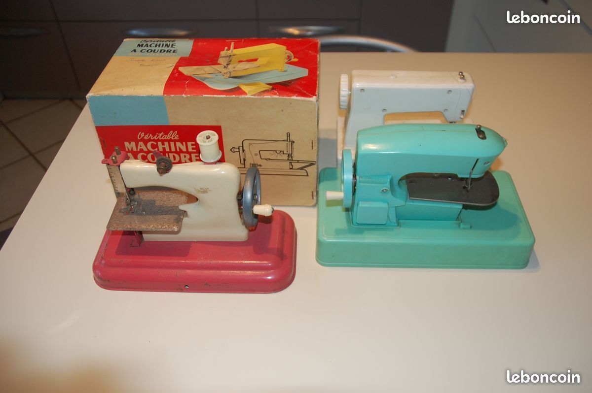 MACHINE A COUDRE Jouet Singer Avec Sa Boite EUR 50,00 - FR