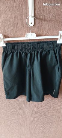 Short De Sport Homme DOMYOS Noir - Taille L - 100% Polyester - Occasion Parfait état