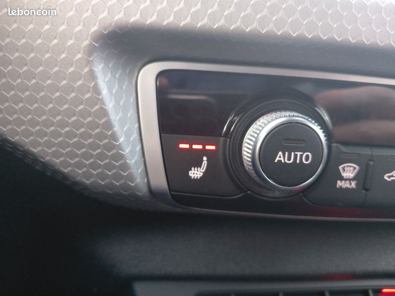 Audi A1 SPORTBACK 35 TFSI 150CH BUSINESS LINE S TRONIC 7 (image 21)