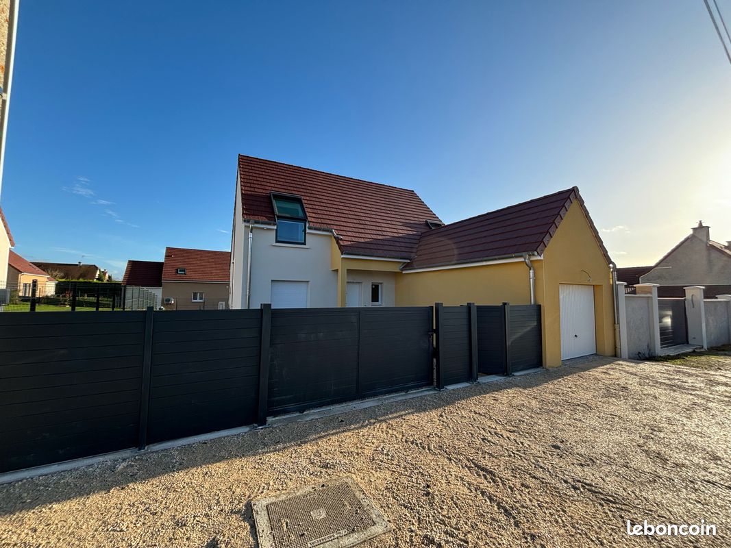 Maison 5 pièces 121 m² · à Norges-la-Ville · 121 m² · 320 000 €
