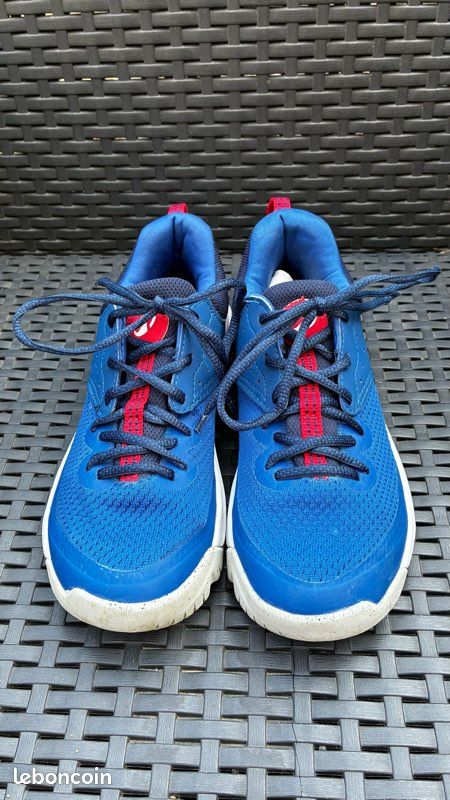 Baskets / Chaussures de sport (image 2)