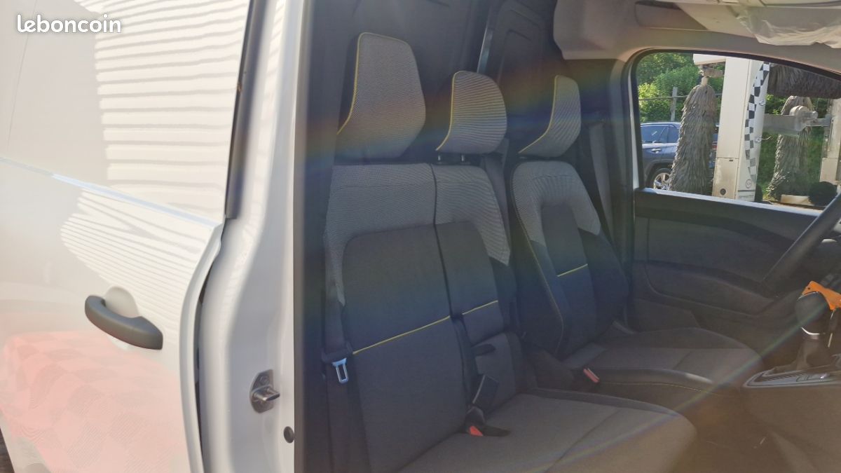 Renault Kangoo Van E-TECH ELECTRIQUE L1 AC22/DC80 GSR2 ADVANCE (image 7)