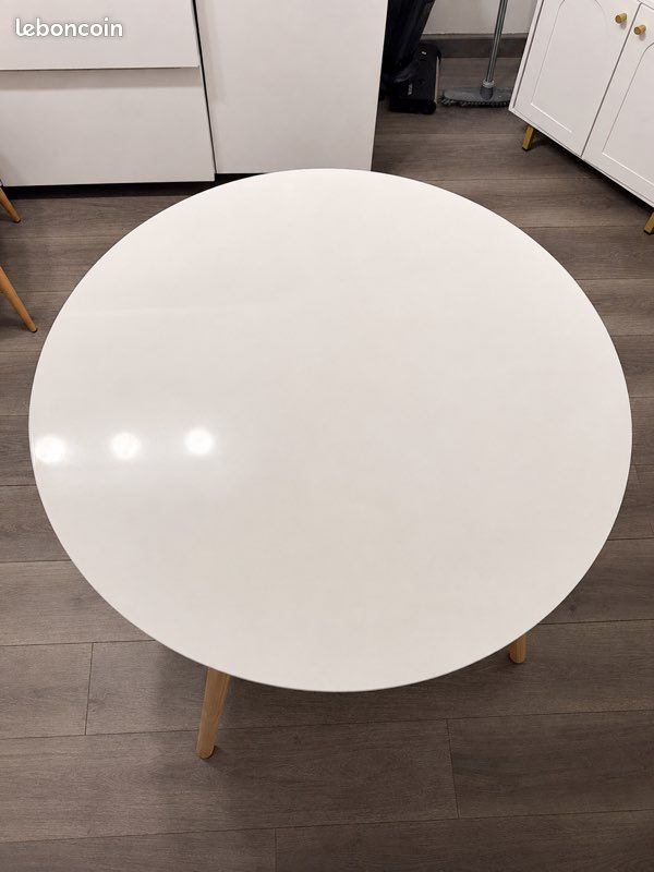 Table à manger Maison du Monde 4 personnes (image 3)