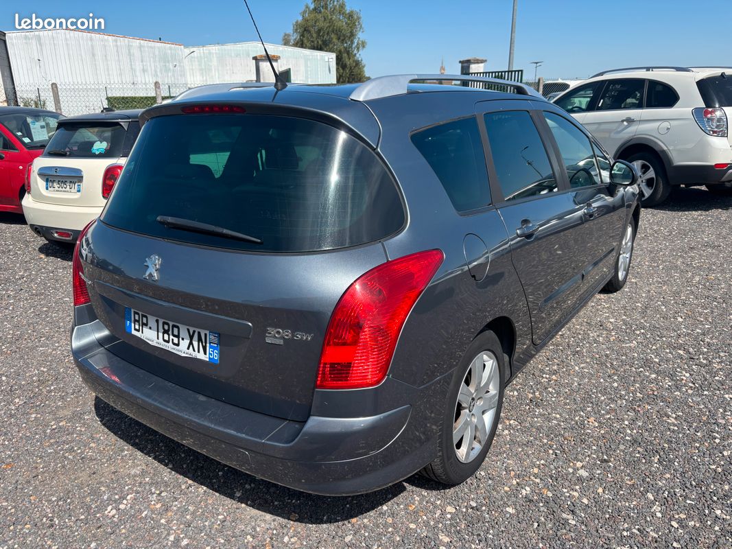 Peugeot 308 sw (2) 1.6 hdi 112 active 7 places (image 3)