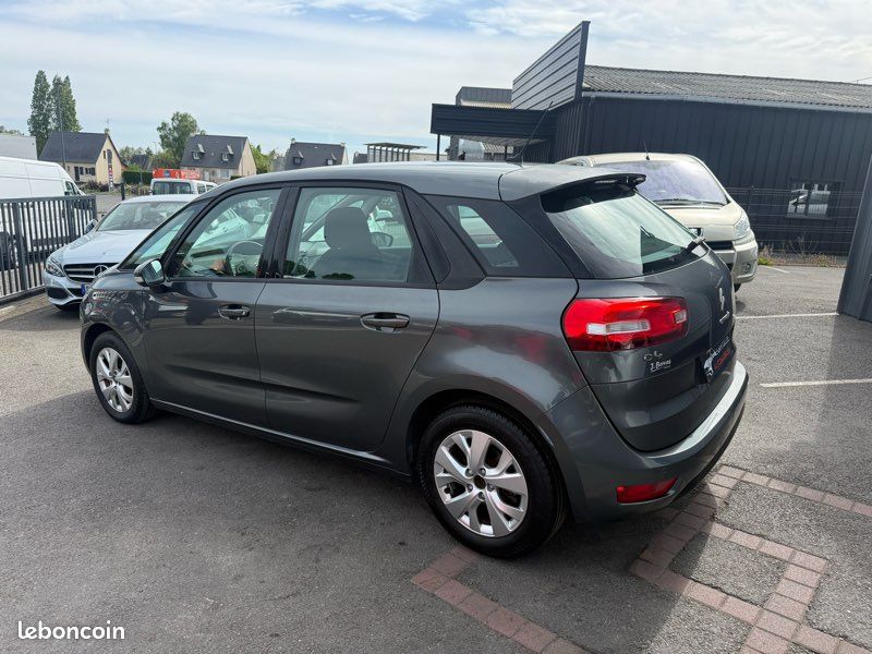 CITROËN C4 Picasso II 1.6 e-HDi 115 cv (image 4)