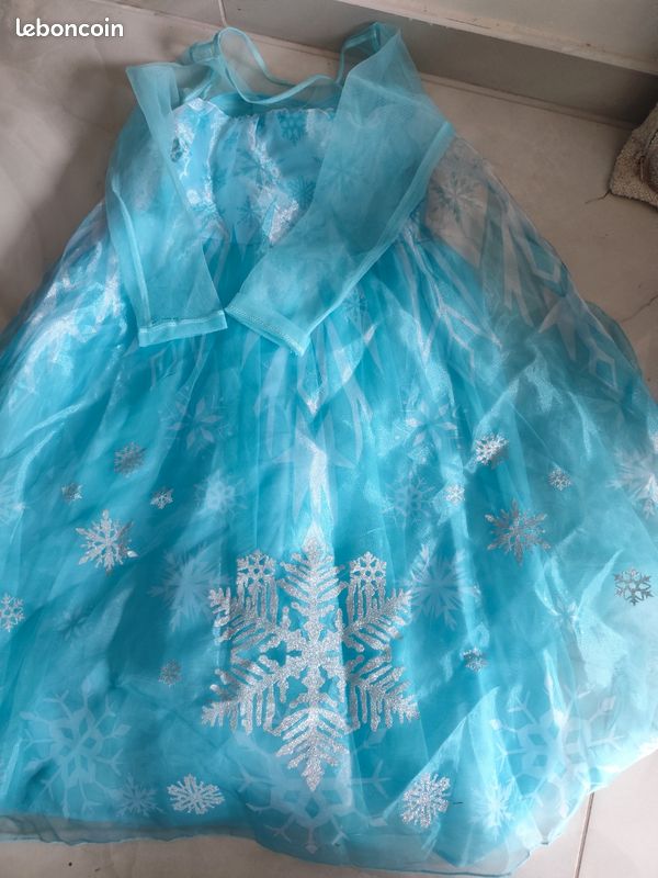 Robe de princesse reine des neiges 10 ans (image 3)