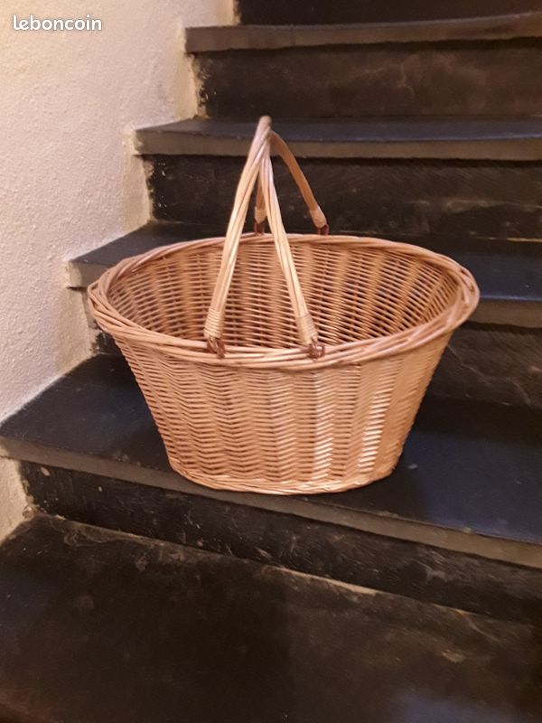 Panier en osier (image 1)