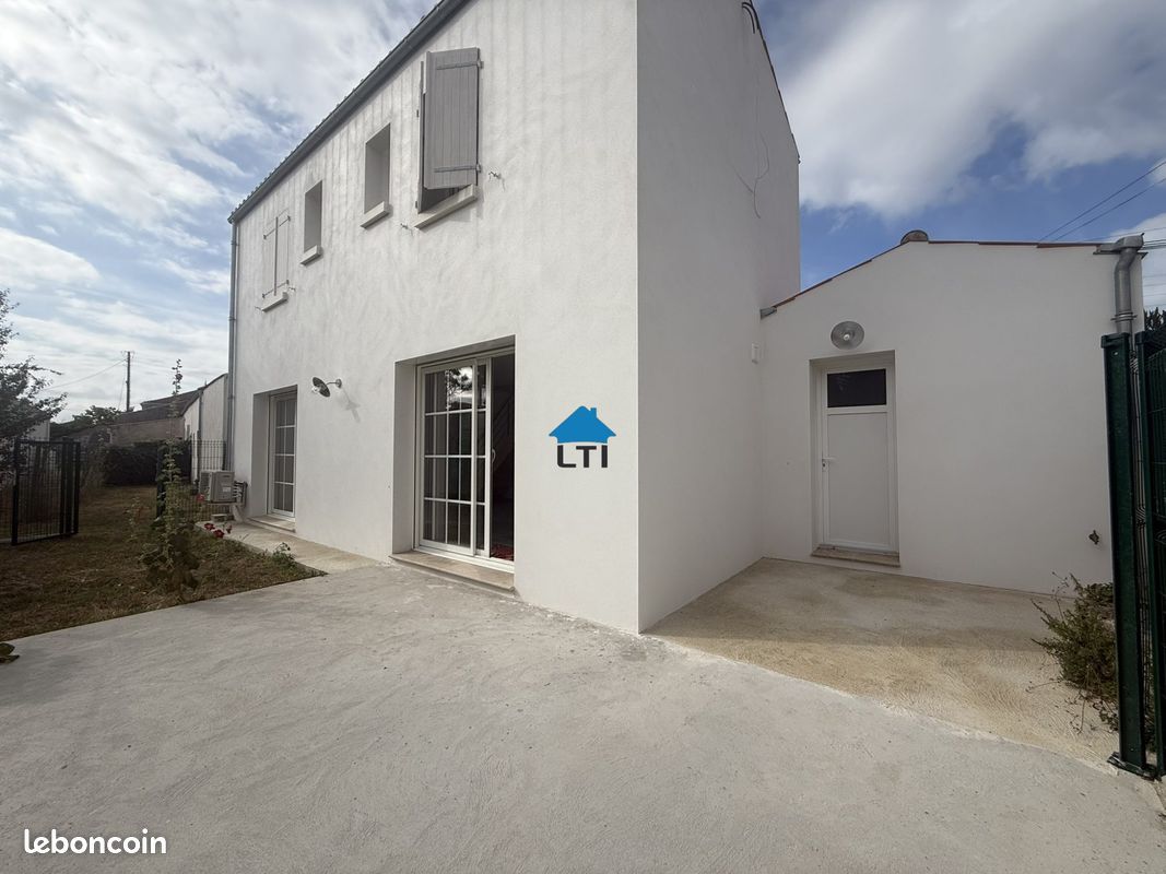 Maison 3 pièces 73 m² · à Le Château-d'Oléron · 73 m² · 900 €/mois