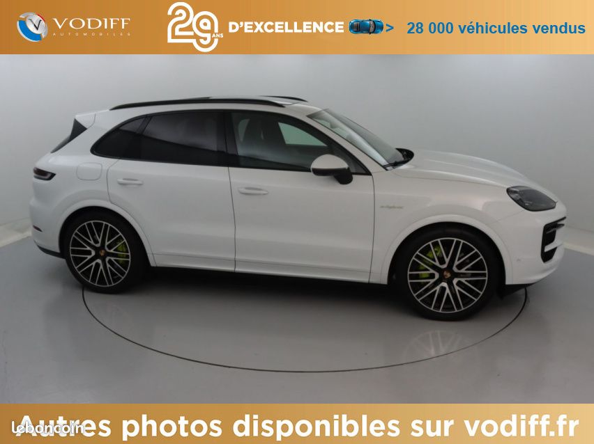 Porsche Cayenne E-HYBRID 470 CV (image 34)