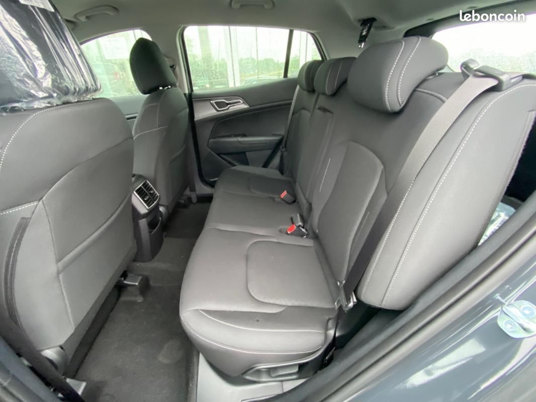 Kia Sportage 1.6 CRDi 136ch MHEV DCT7 4x2 Motion (image 15)