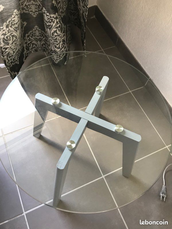 Table d’appoint (image 1)