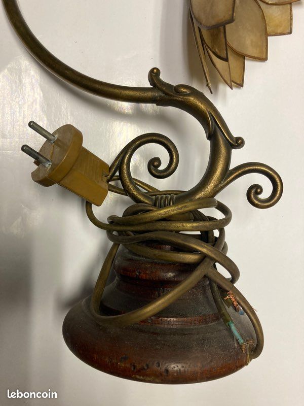 Lampe fleur en laiton et nacre (image 5)