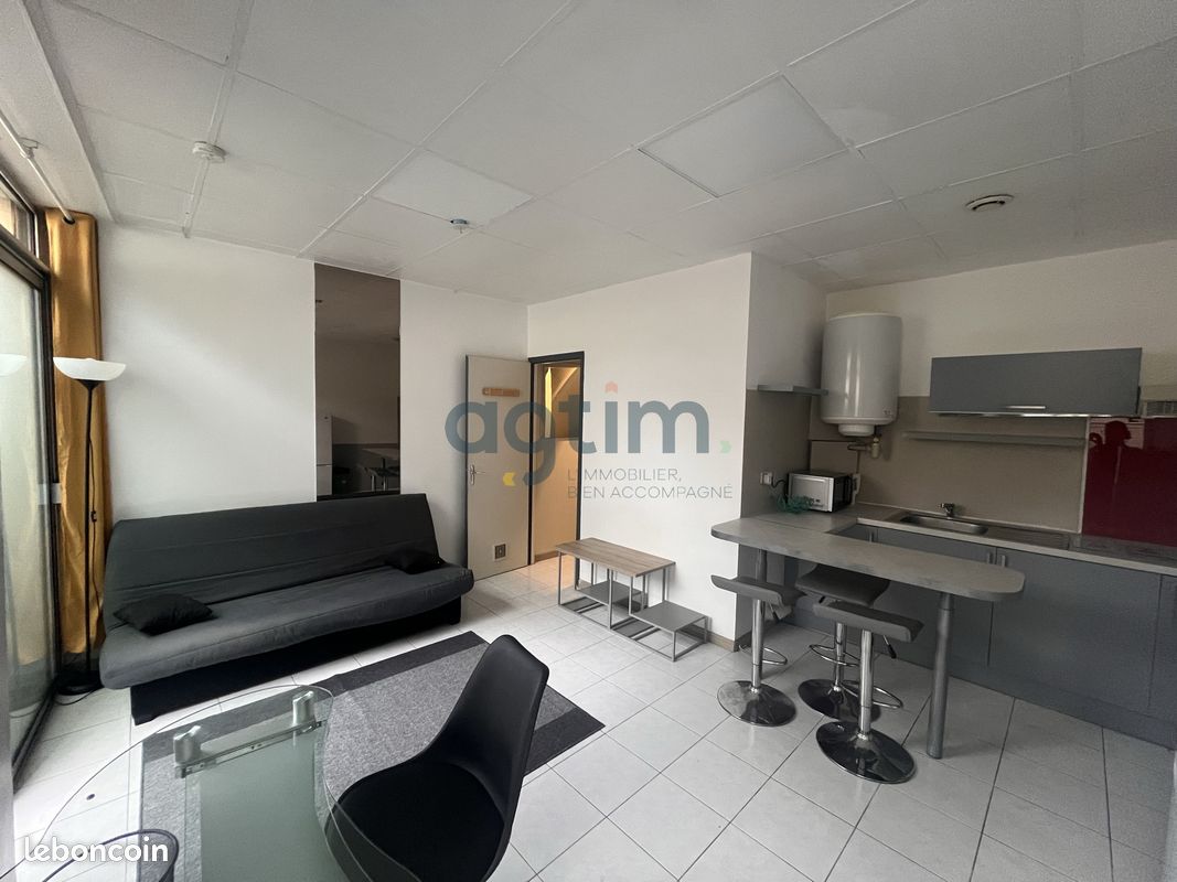 Appartement 1 pièce 24 m² · à La Roche-sur-Yon · 24 m² · 85 600 €