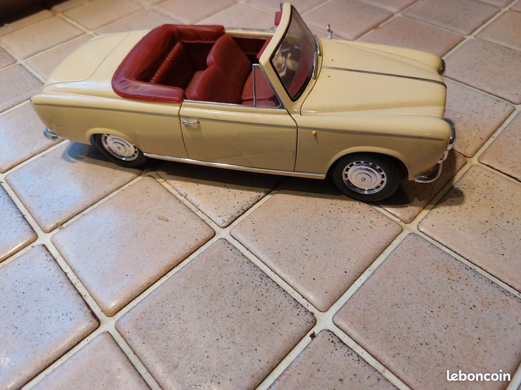 Miniature Solido 108 - Peugeot 403 Cabriolet - Échelle 1/43 - Vintage 1956-1961