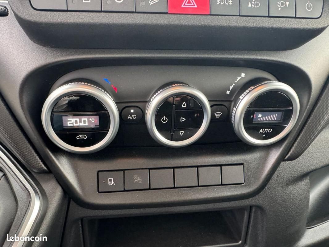 Iveco Daily PLATEAU 35C18 A8 180CV 3L 5M (image 11)