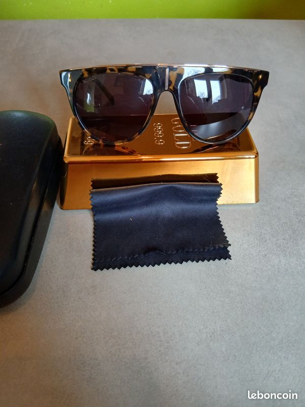 Balmain Paris BL2105 Flat Top Sunglasses Balmain | Accessories | Balmain Paris Bl25 Flat Top  main image 3