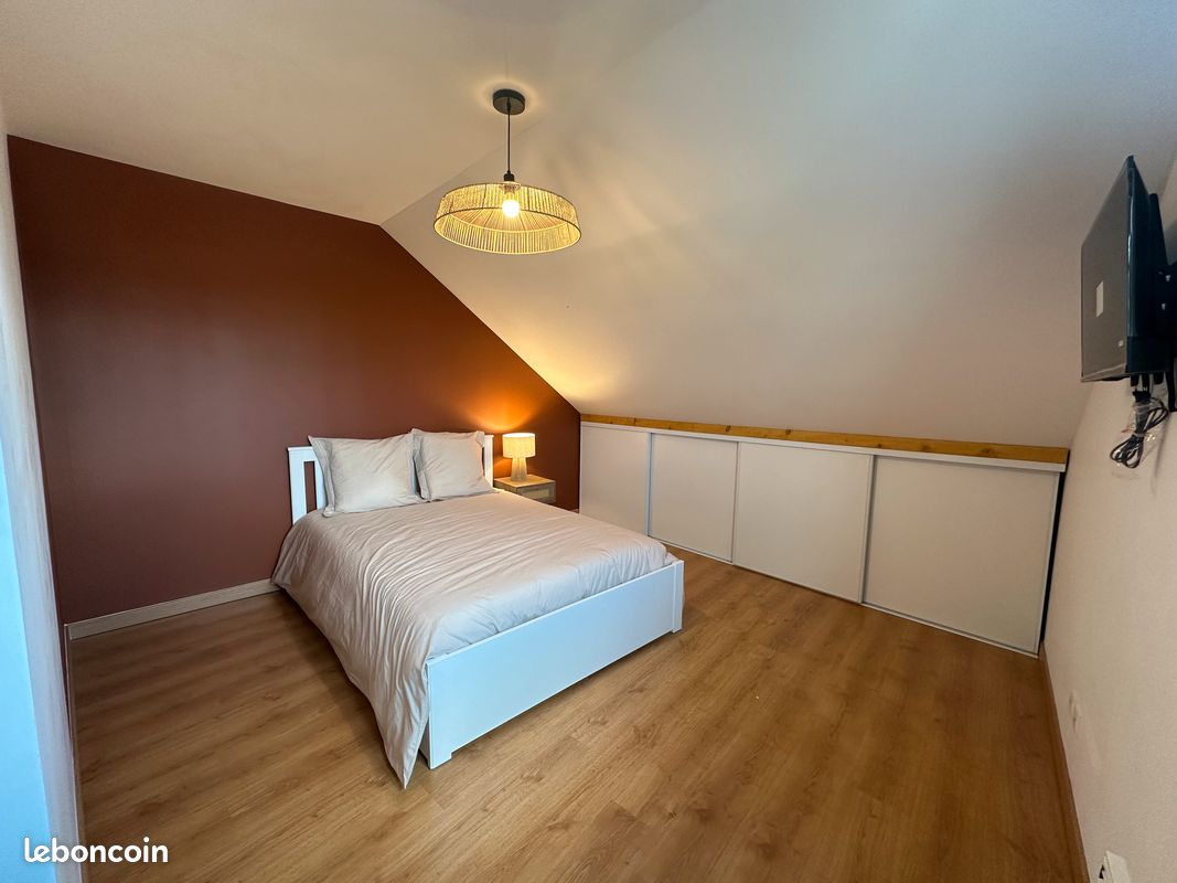 Appartement 6 pièces 111 m² · à Chartres · 111 m² · 600 €