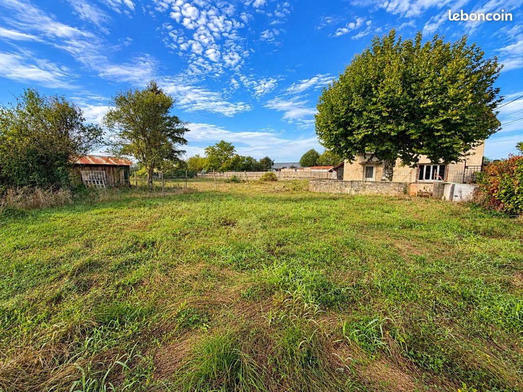 Terrain 400 m² · à Arandon-Passins · 400 m² · 66 000 €