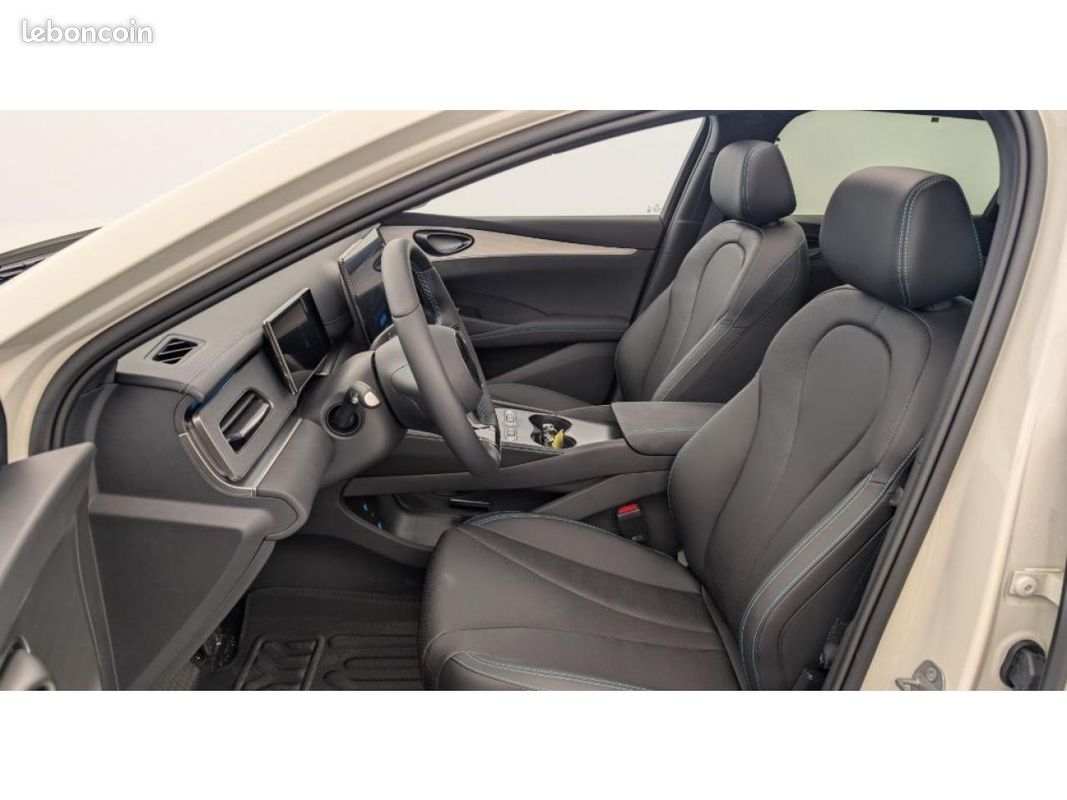 BYD SEAL 6 Touring 1.5 - 212 TOURING BREAK Comfort (image 13)