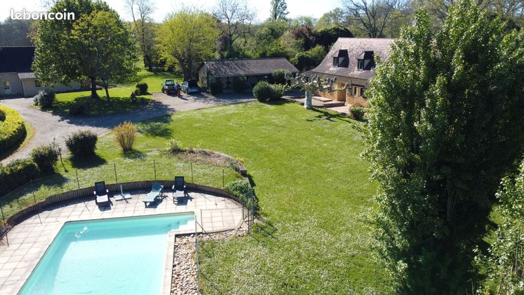 Maison 11 pièces 284 m²