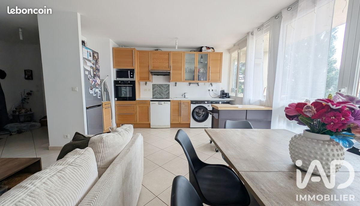 Appartement 3 pièces 62 m² · à Chilly-Mazarin · 62 m² · 169 000 €