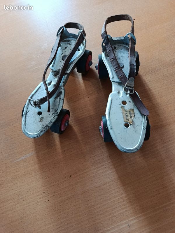 Patins à Roulettes Vintage Taille 40 – Cuir Patiné