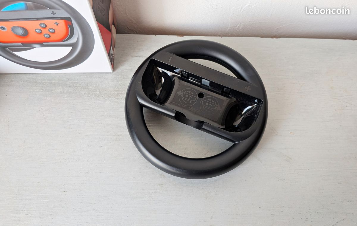 Volants Joy-Con pour Nintendo Switch quasi neufs (image 5)