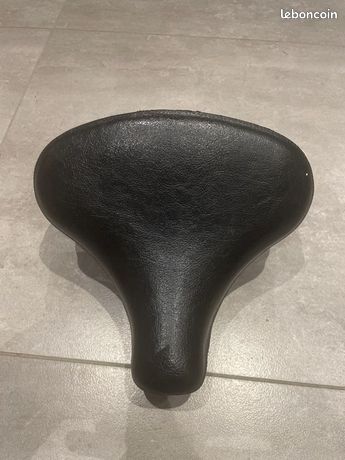 ancienne selle de vélo en cuir - Marque Motobecane - groupon special • EUR 25,00 ancienne selle de vélo en cuir - Marque Motobecane - groupon special • EUR 25,00