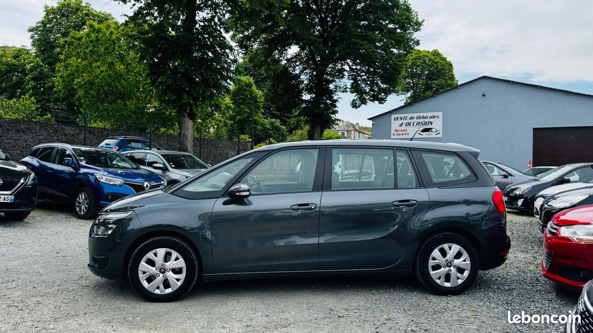 Citroën Grand C4 Picasso 1.6 e-HDi 115 CH Attraction 7 places attelage (image 3)