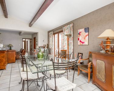 Propriété 8 pièces 237 m²