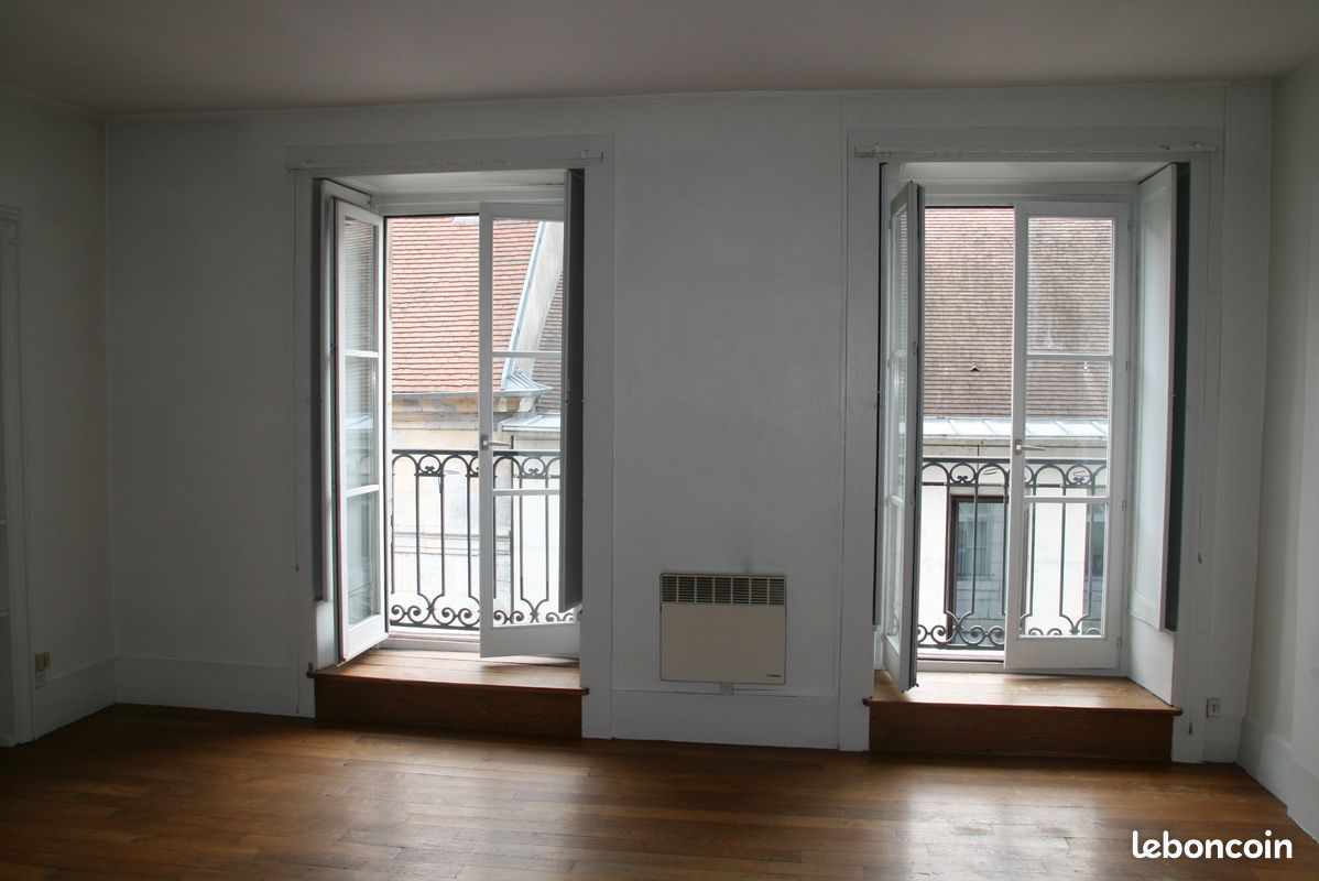 Appartement 1 pièce 27 m² · à Besançon · 27 m² · 440 €